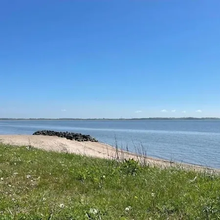 Villavilla #431 - Hostrup Strand, Limfjorden Spottrup